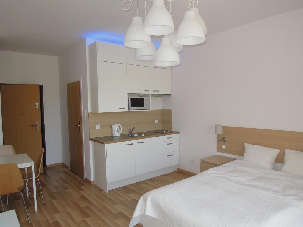 Apartamenty Karawela - Nadmorski Dwor Гданск Стая снимка