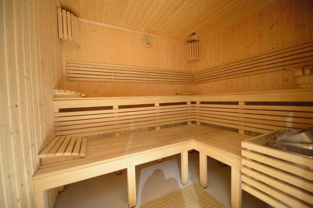 Apartamenty Karawela - Nadmorski Dwor Гданск Екстериор снимка